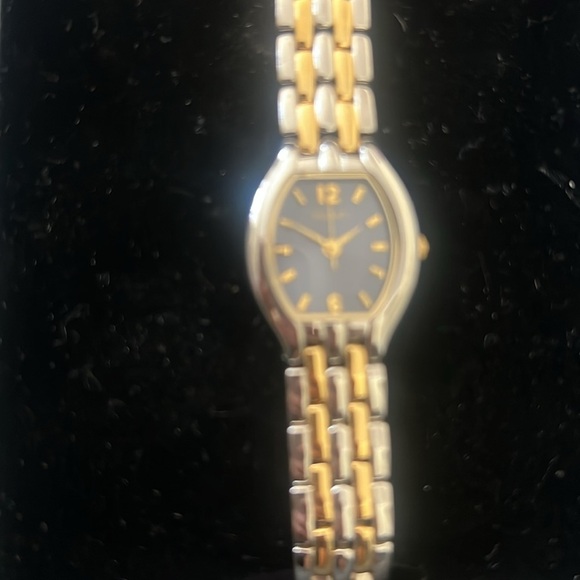 Pulsar TB51A Silver and Gold Two-Tone Tonneau Watch - Picture 4 of 5